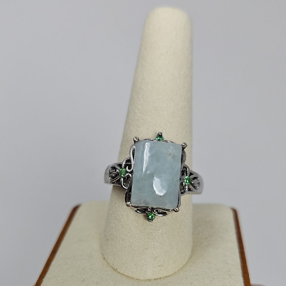 Elegant Silver Karis STS and Green Gemstone Ring Intricate Detail 9 3/4 10